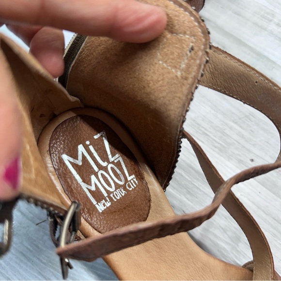 Miz Mooz Cosmo Brown Leather Studded Ankle Strappy Sandals Women’s EU38 US 7.5 - Picture 12 of 16